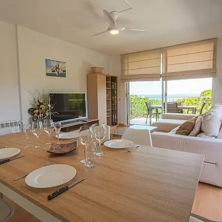 Seahomes Vacations - Seafront In With Pkg Blanes