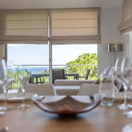 Appartamento Seahomes Vacations - Seafront In With Pkg Blanes