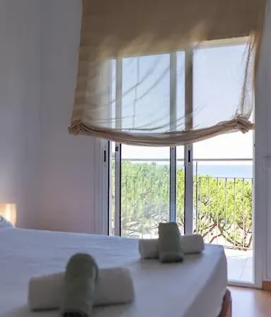 Apartment Seahomes Vacations - Seafront In With Pkg *