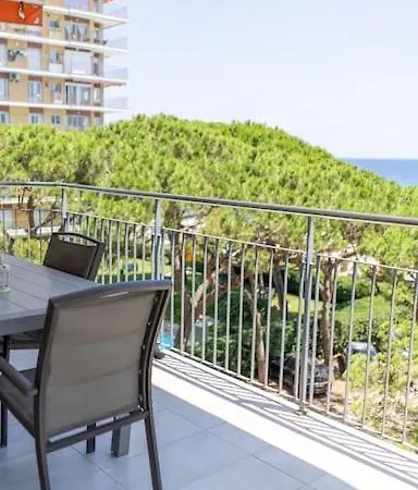Apartment Seahomes Vacations - Seafront In With Pkg *