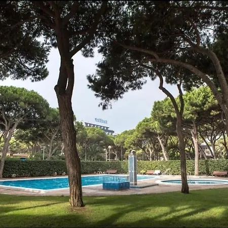 Apartamento Seahomes Vacations - Seafront In With Pkg Blanes